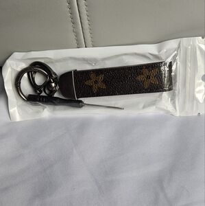 Brown Star Pattern Keychain